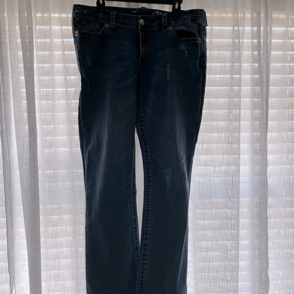 Seven7 blue jeans